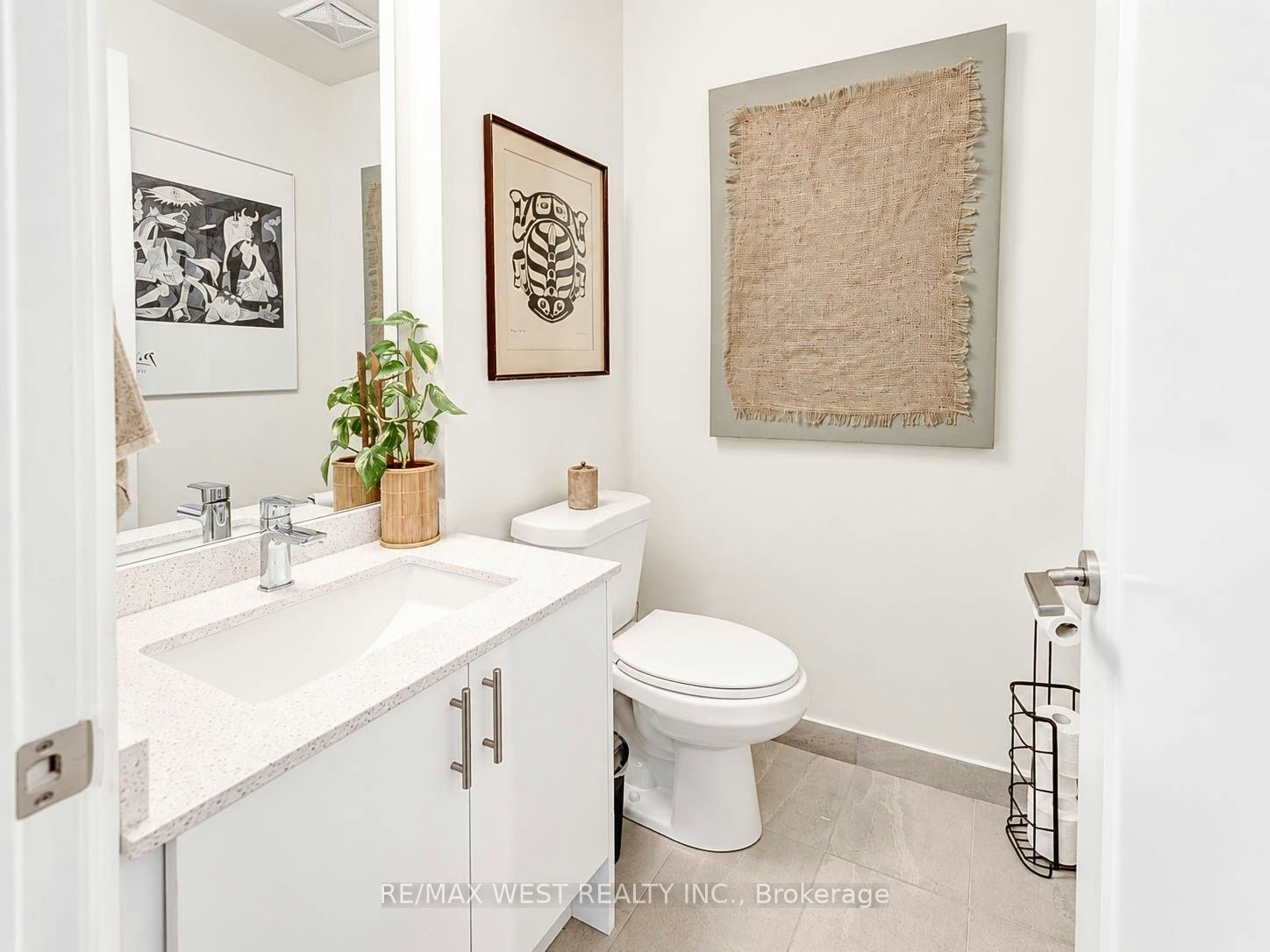 1019-9000 Jane Street, Vaughan, ON, L4K 0M6 - 19