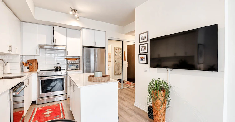 1019-9000 Jane Street, Vaughan, ON, L4K 0M6 - 8
