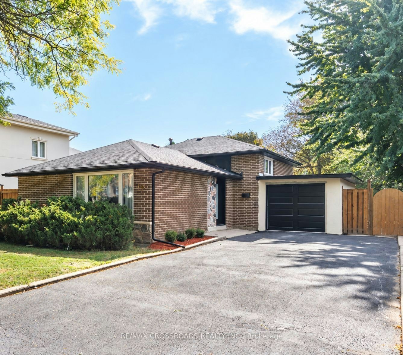 184 Laverock Avenue, Richmond Hill, ON, L4C 4K3