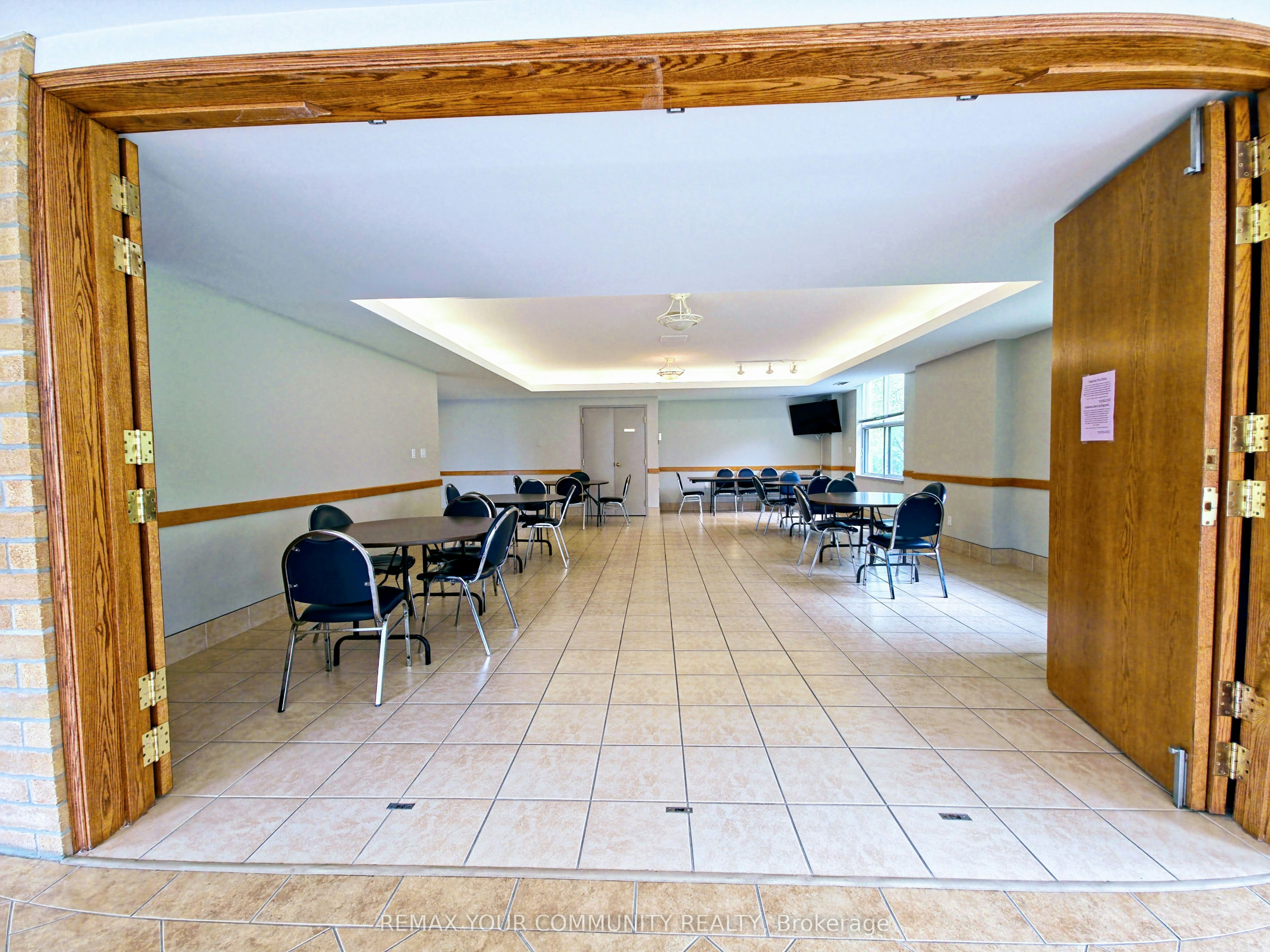 114-2504 Rutherford Road, Vaughan, ON, L4K 5N5 - 5