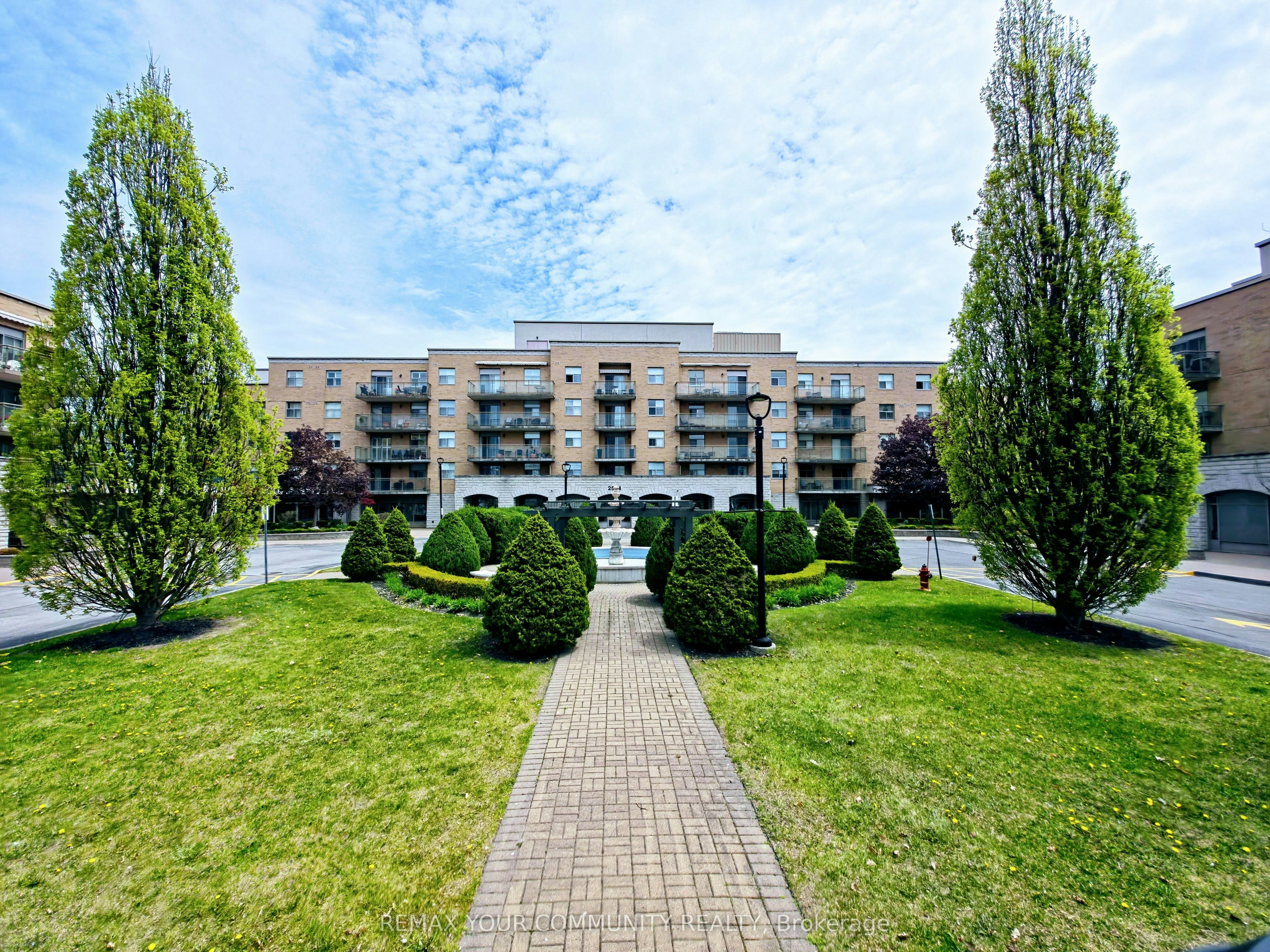 114-2504 Rutherford Road, Vaughan, ON, L4K 5N5