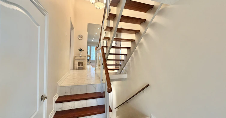 31 Oak Avenue, Richmond Hill, ON, L4C 6R5 - 24