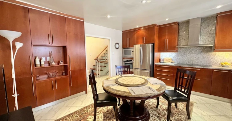 31 Oak Avenue, Richmond Hill, ON, L4C 6R5 - 5