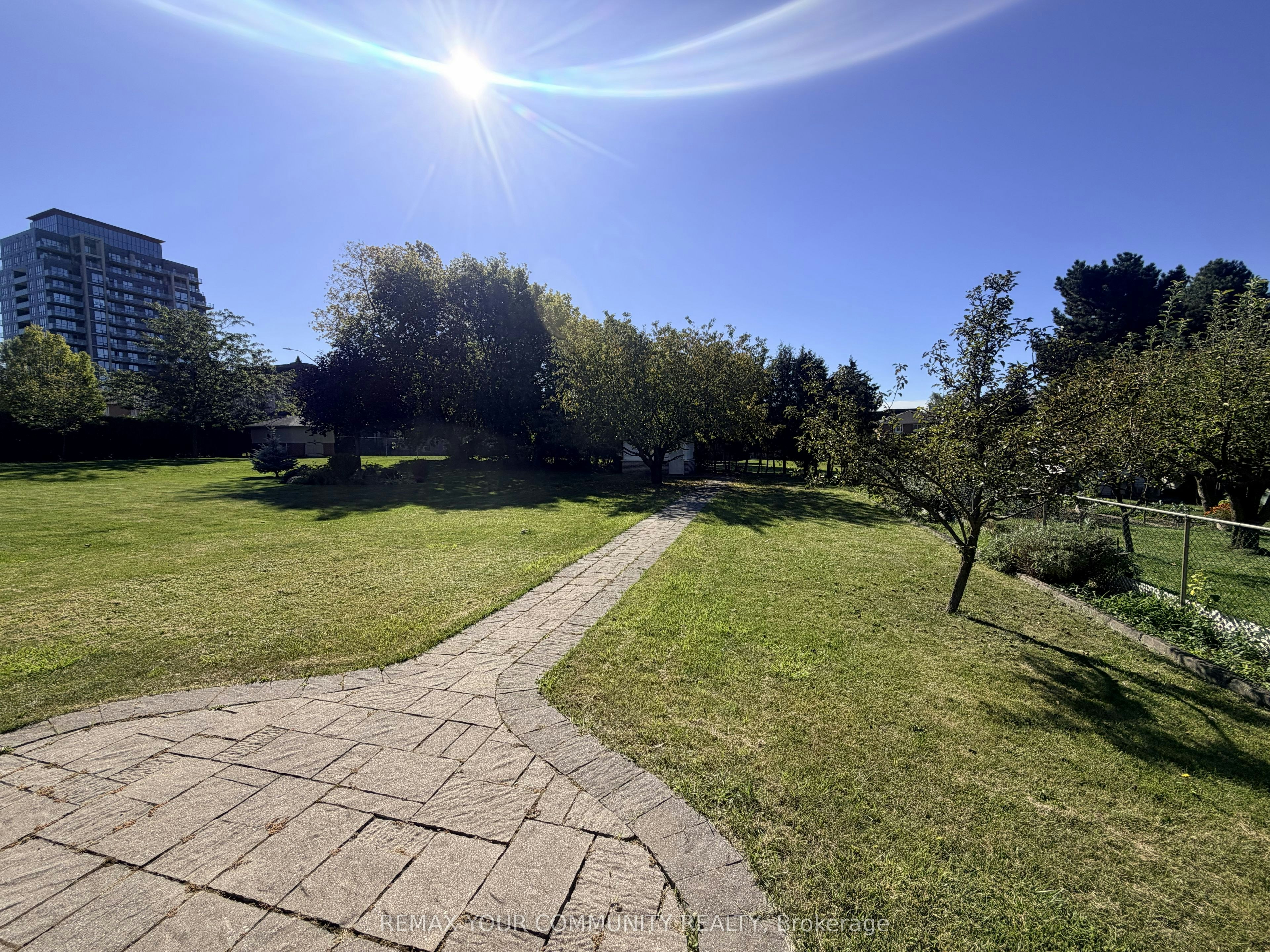 31 Oak Avenue, Richmond Hill, ON, L4C 6R5 - 27