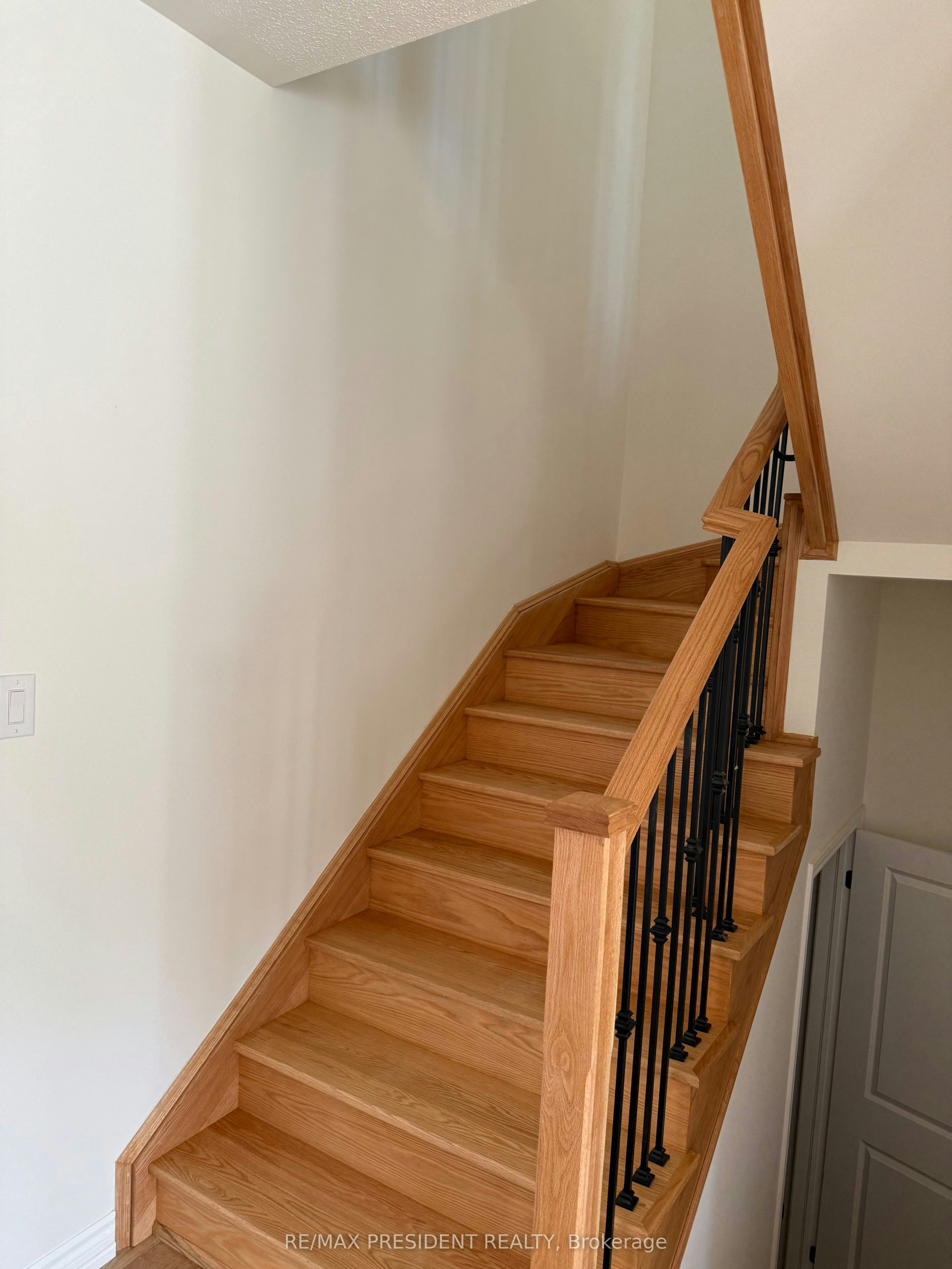 71 Lawrence D. Pridham Avenue, New Tecumseth, ON, L9R 0X4 - 11