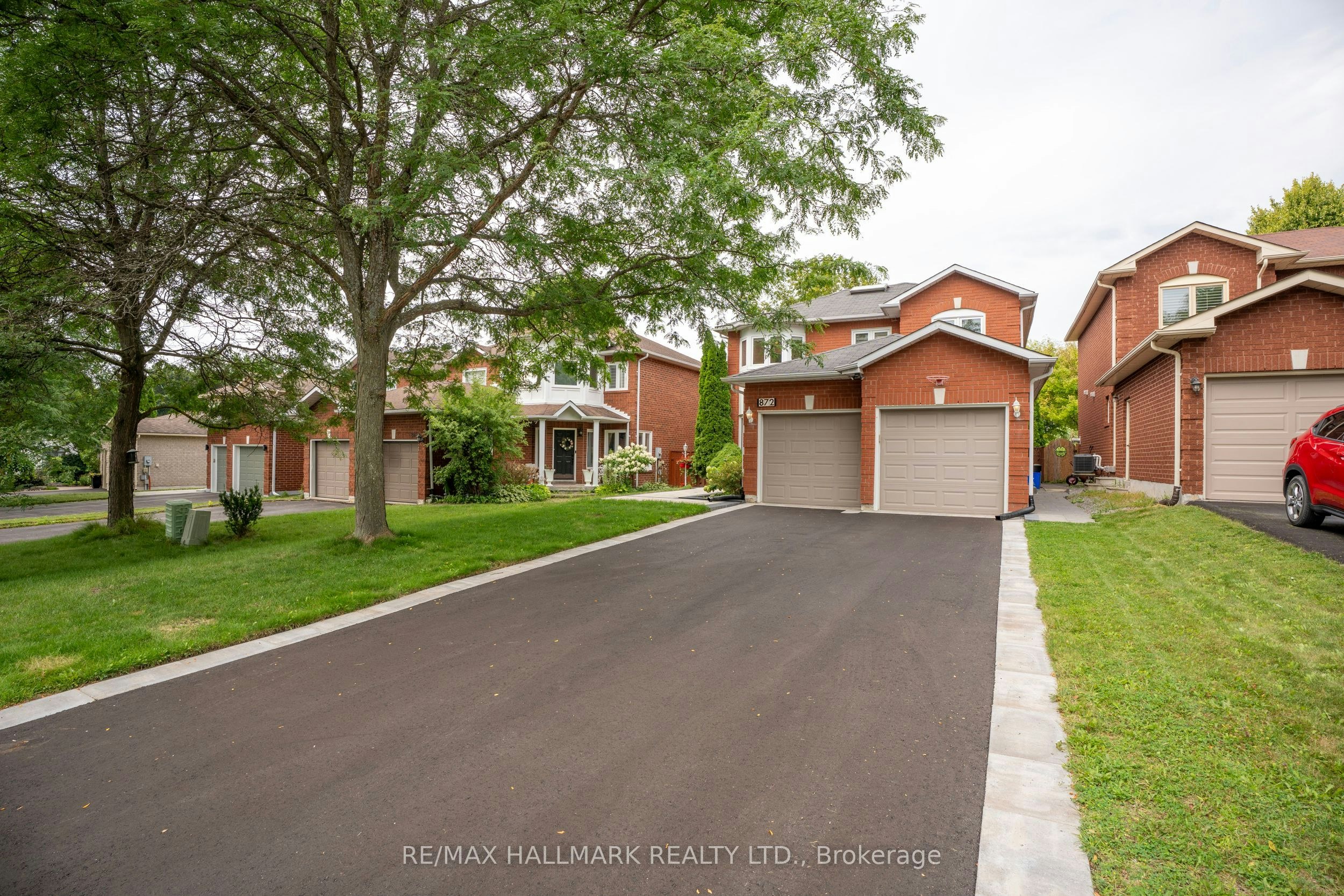 872 Hilton Boulevard, Newmarket, ON, L3X 2H8