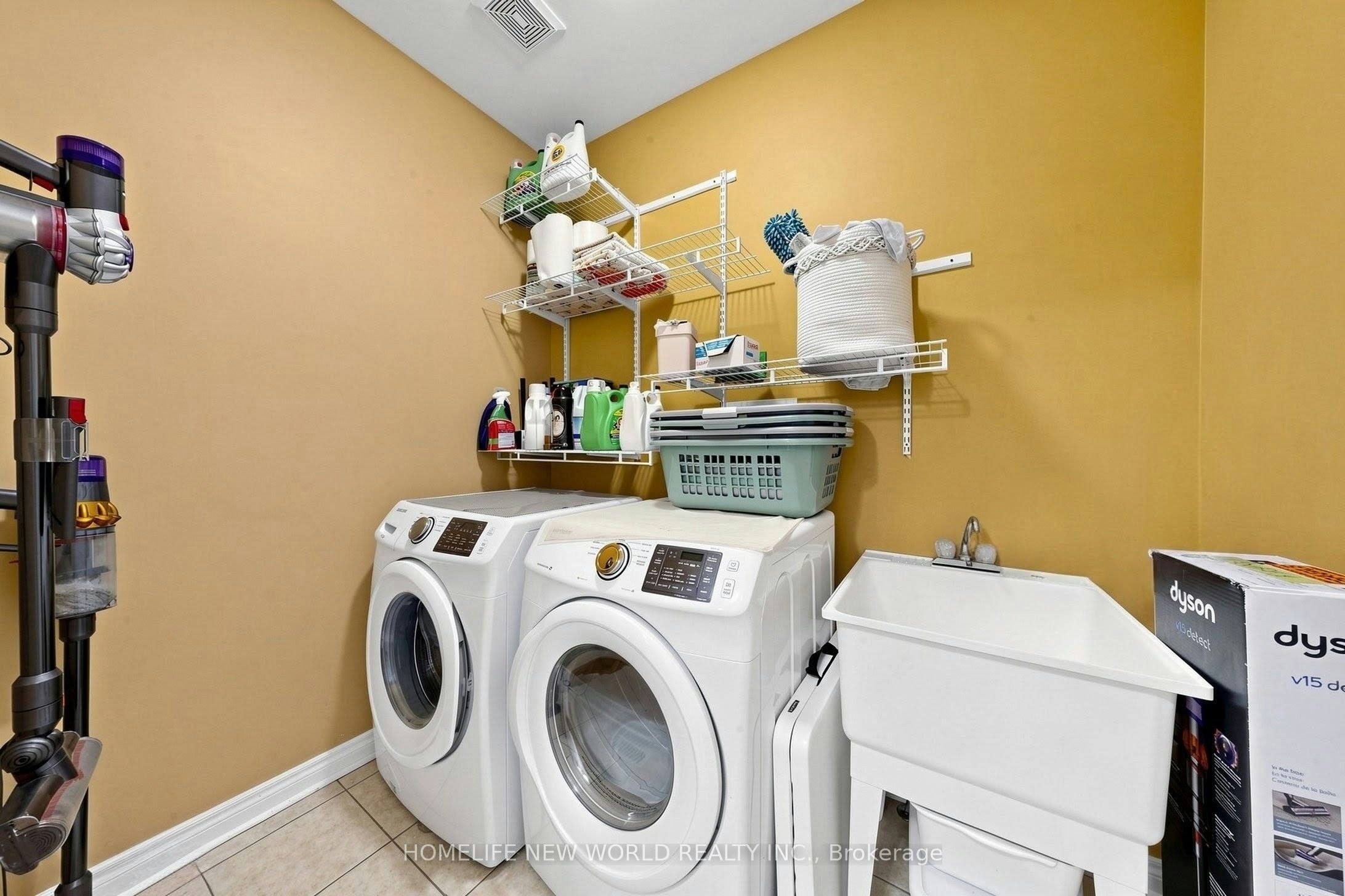 2 Lucida Court, Whitchurch-Stouffville, ON, L4A 1S1 - 36