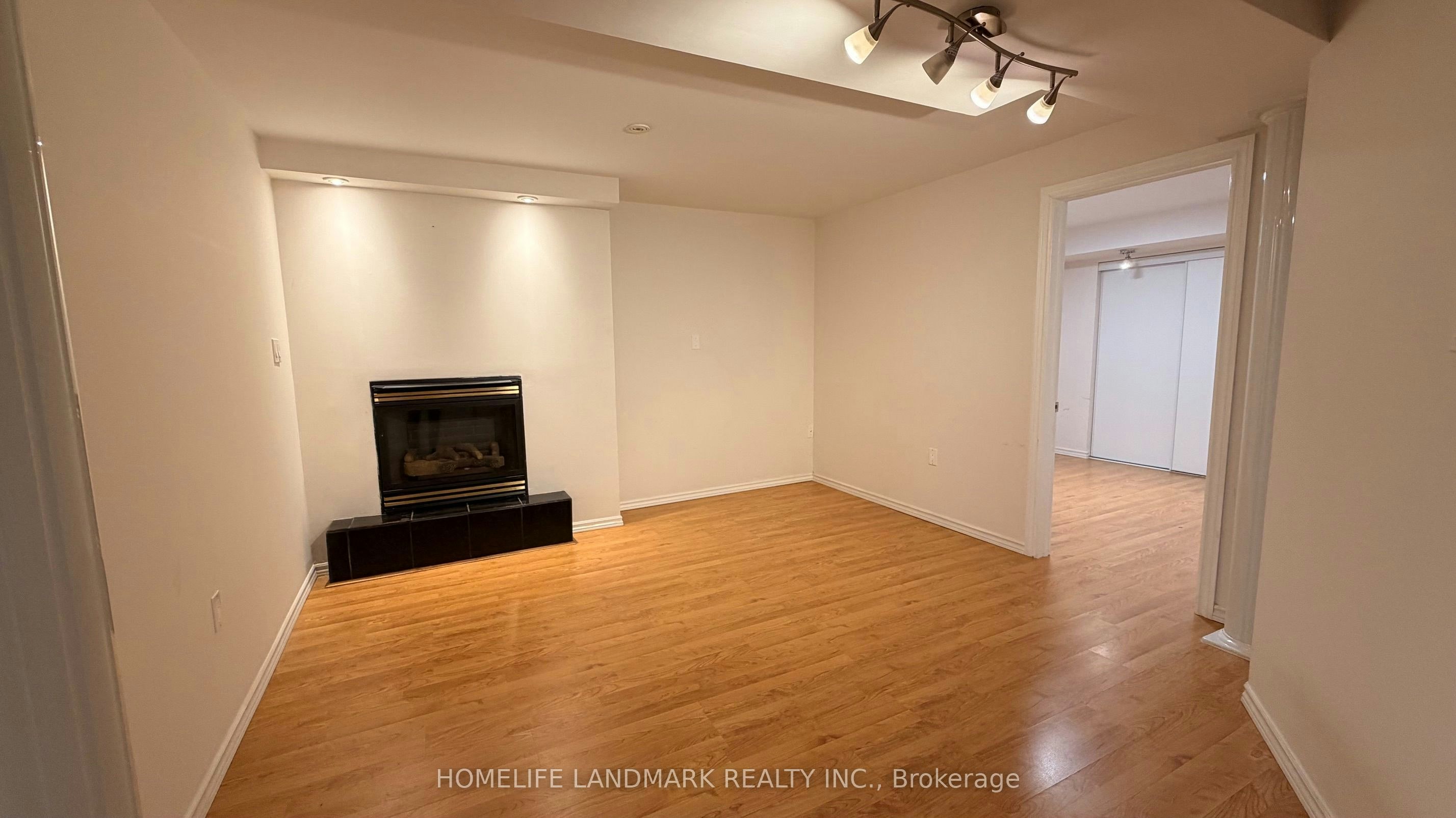 Bsmt-221 Humberland Drive, Richmond Hill, ON, L4E 3T3 - 5