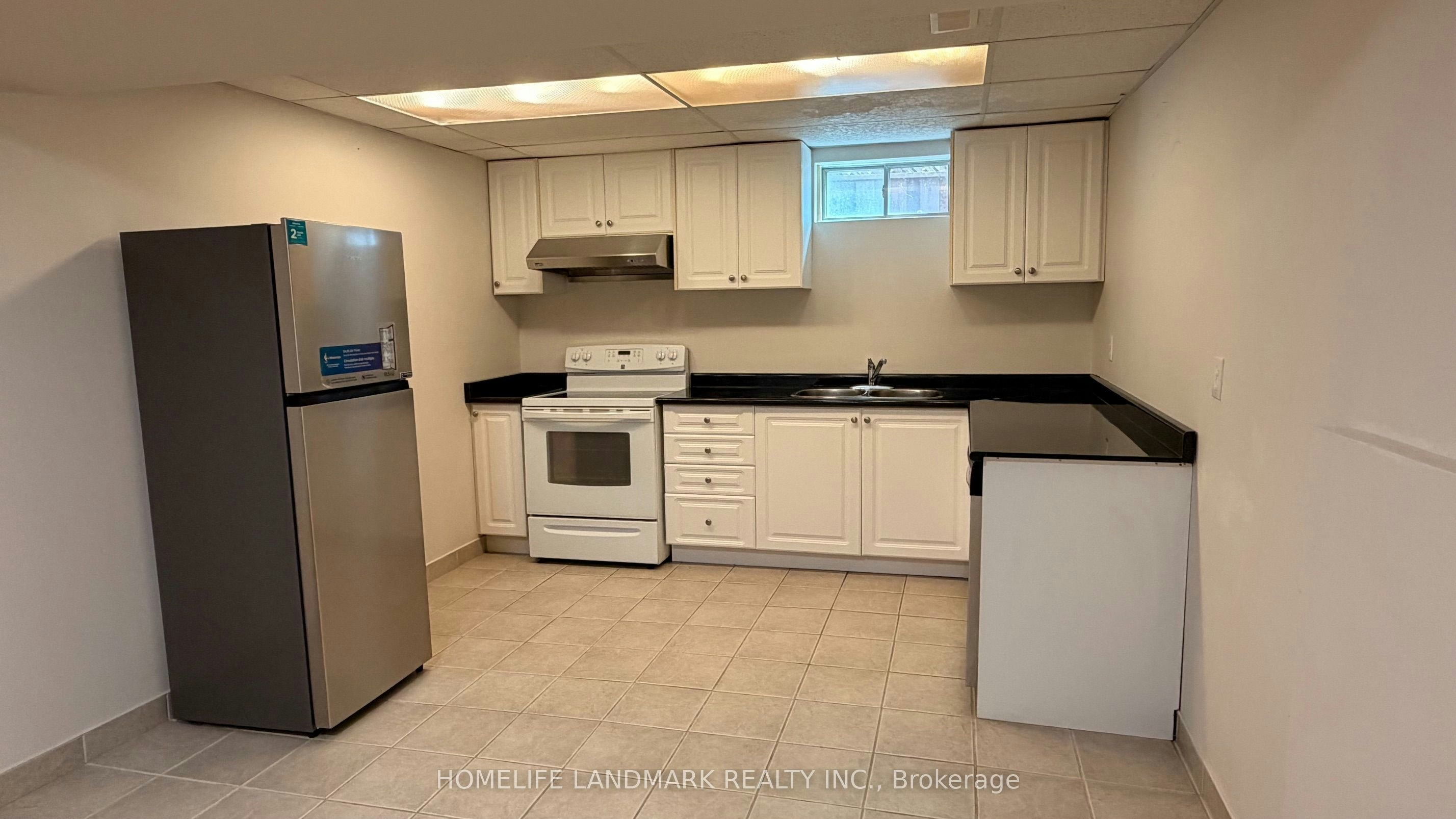 Bsmt-221 Humberland Drive, Richmond Hill, ON, L4E 3T3 - 3