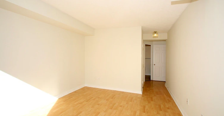 305-40 Harding Boulevard W, Richmond Hill, ON, L4C 9S5 - 18