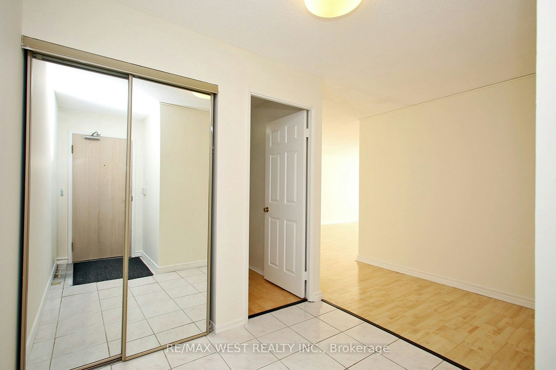 305-40 Harding Boulevard W, Richmond Hill, ON, L4C 9S5 - 28