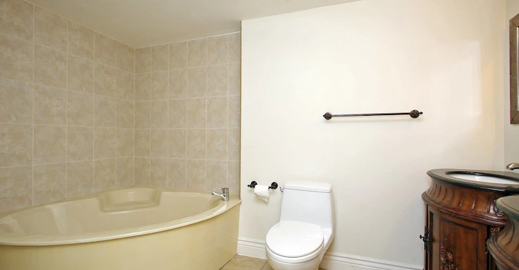 305-40 Harding Boulevard W, Richmond Hill, ON, L4C 9S5 - 21