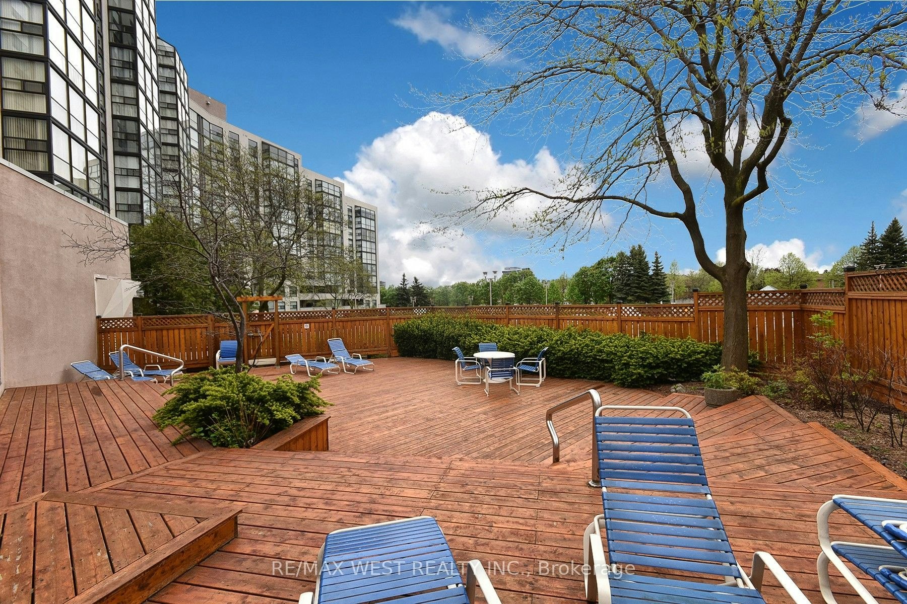 305-40 Harding Boulevard W, Richmond Hill, ON, L4C 9S5 - 33