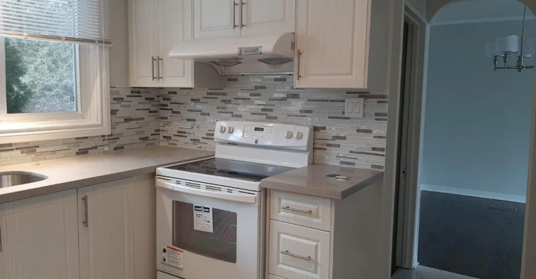 Main Floor-336 Ontario Street, Newmarket, ON, L3Y 2K3 - 8