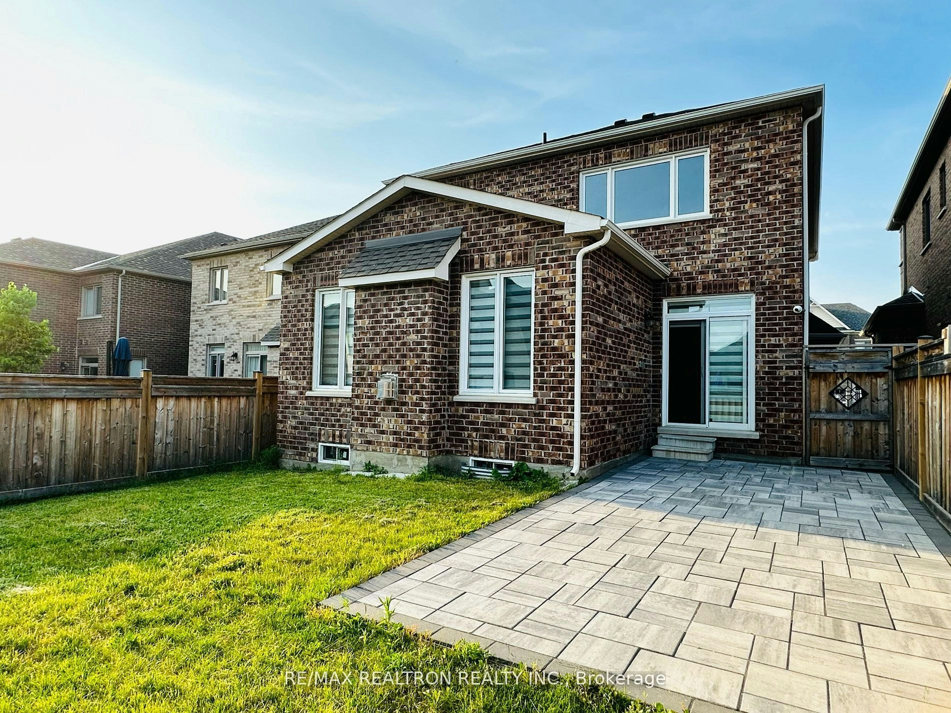 17 Larkfield Crescent, East Gwillimbury, ON, L9N 0P7 - 32