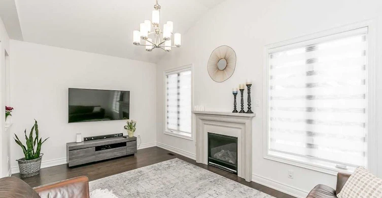 17 Larkfield Crescent, East Gwillimbury, ON, L9N 0P7 - 4