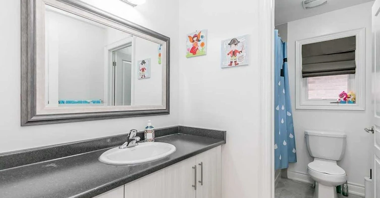 17 Larkfield Crescent, East Gwillimbury, ON, L9N 0P7 - 30