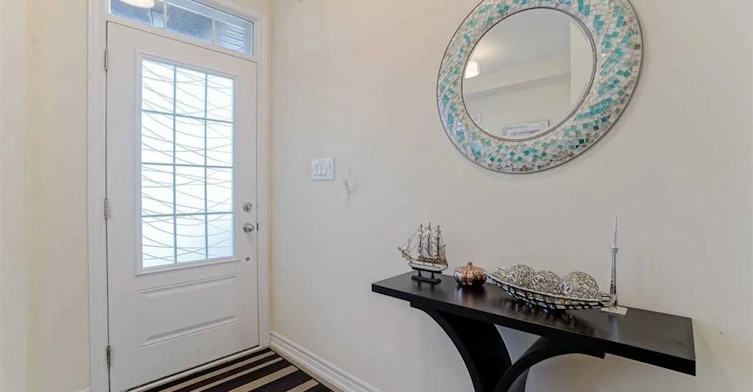 51 Temple Avenue, East Gwillimbury, ON, L9N 0P2 - 3
