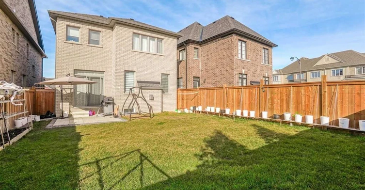 51 Temple Avenue, East Gwillimbury, ON, L9N 0P2 - 35