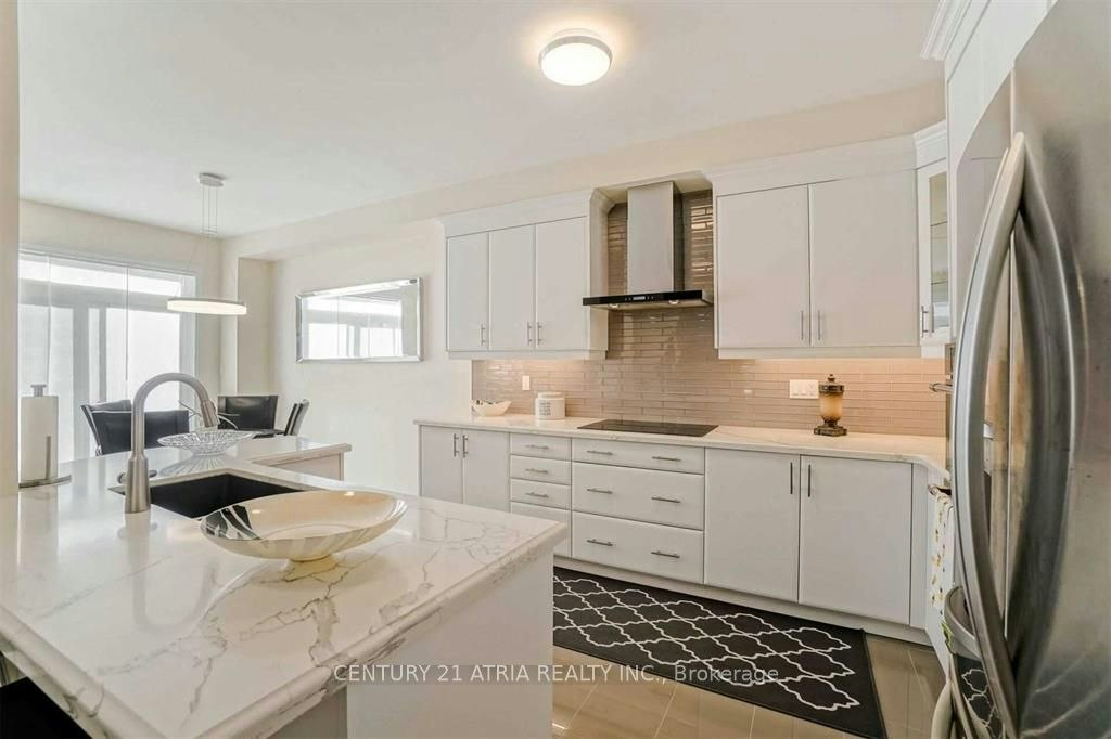 51 Temple Avenue, East Gwillimbury, ON, L9N 0P2 - 9