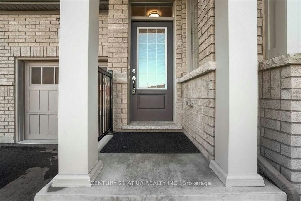 51 Temple Avenue, East Gwillimbury, ON, L9N 0P2 - 2
