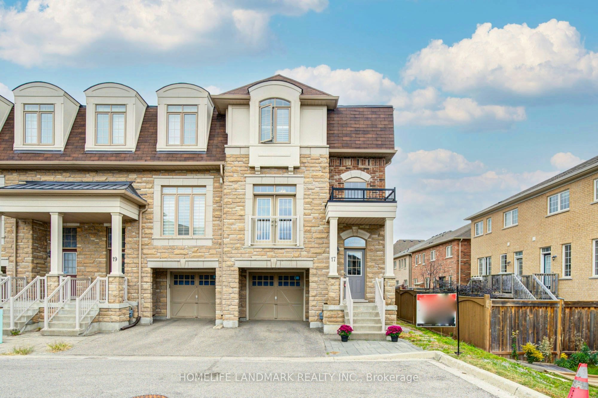 17 Etherington Way, Markham, ON, L6C 0X4