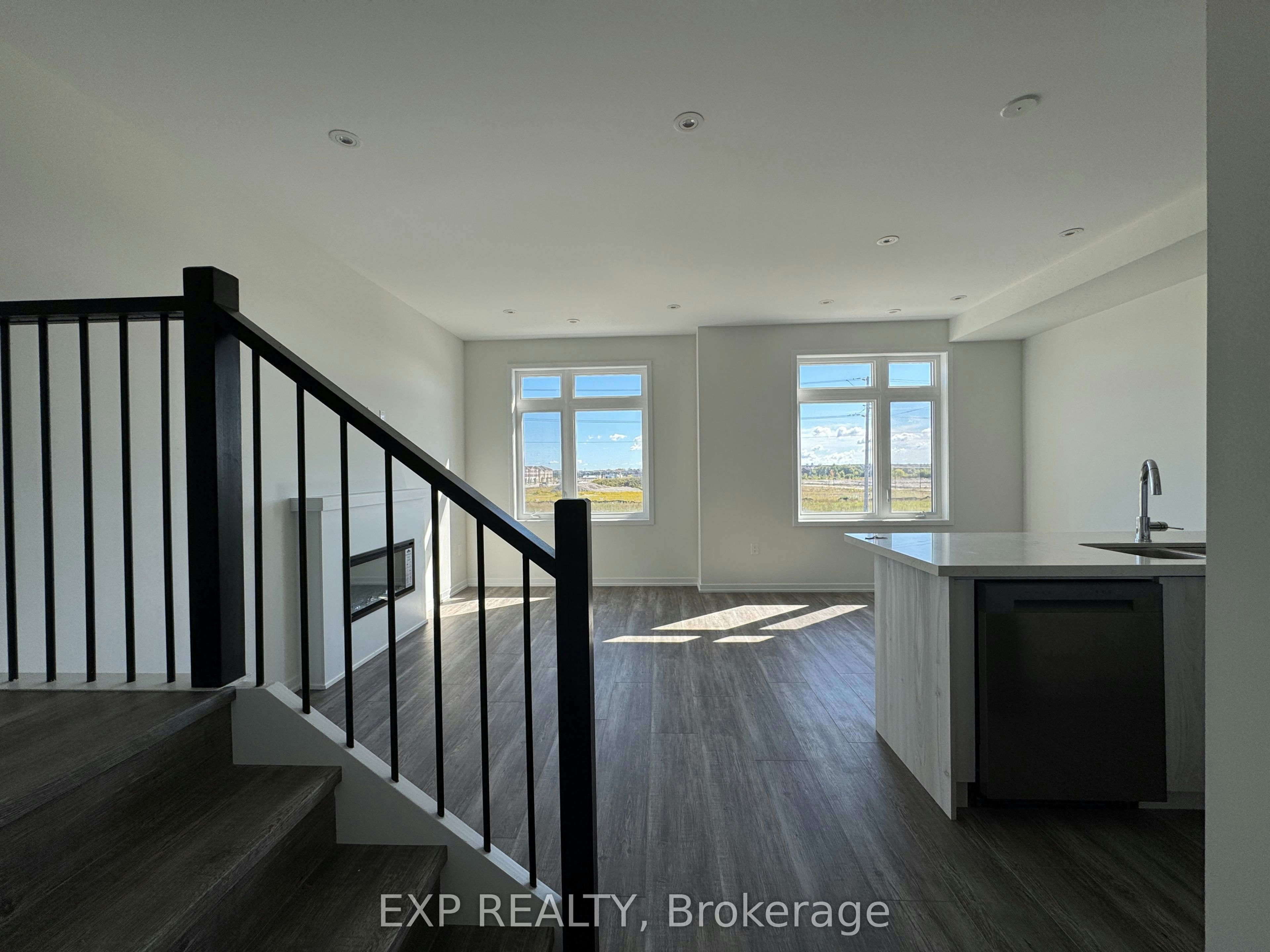 1472 19th Avenue, Richmond Hill, ON, L4E 1P5 - 4