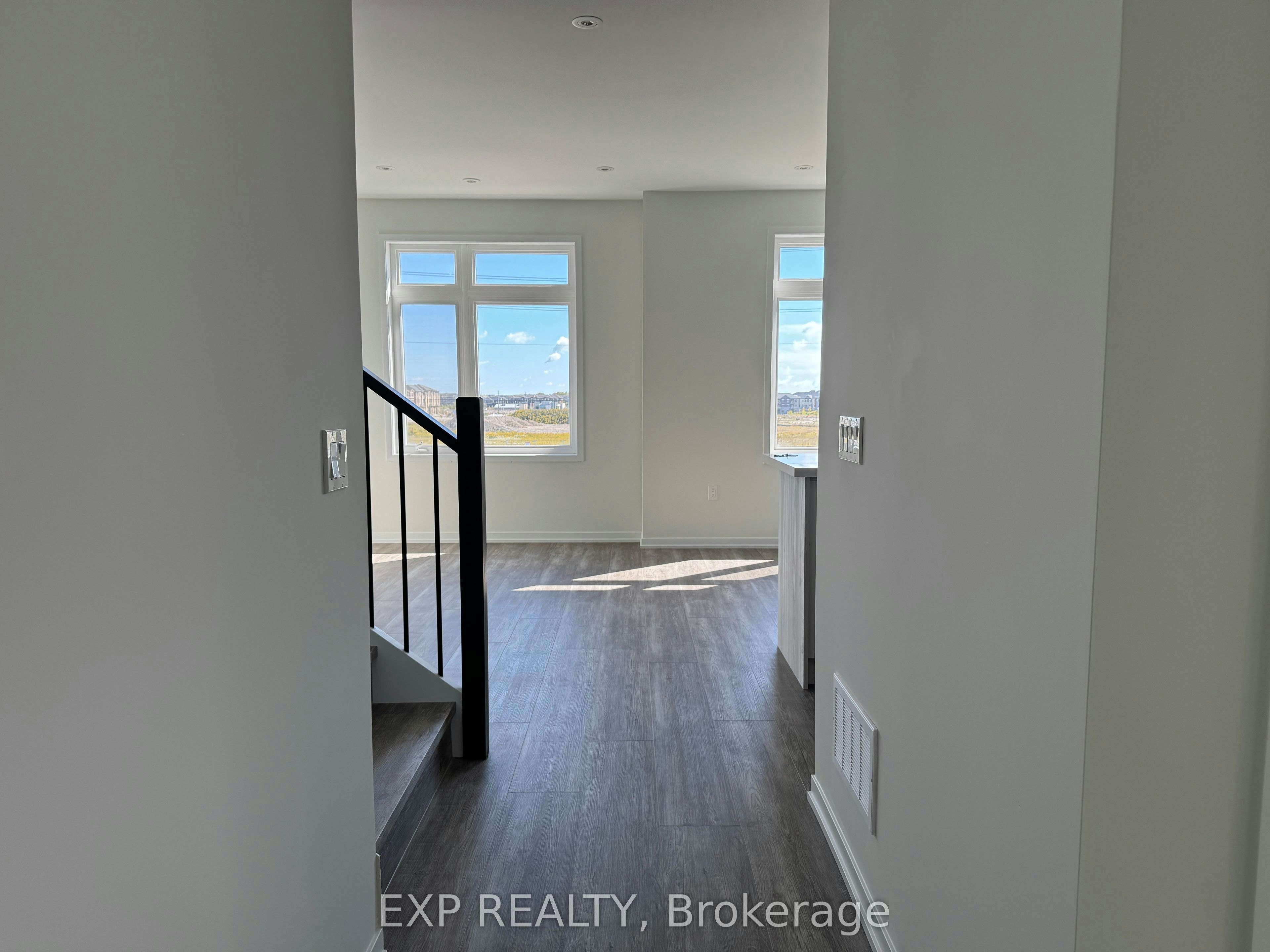 1472 19th Avenue, Richmond Hill, ON, L4E 1P5 - 2