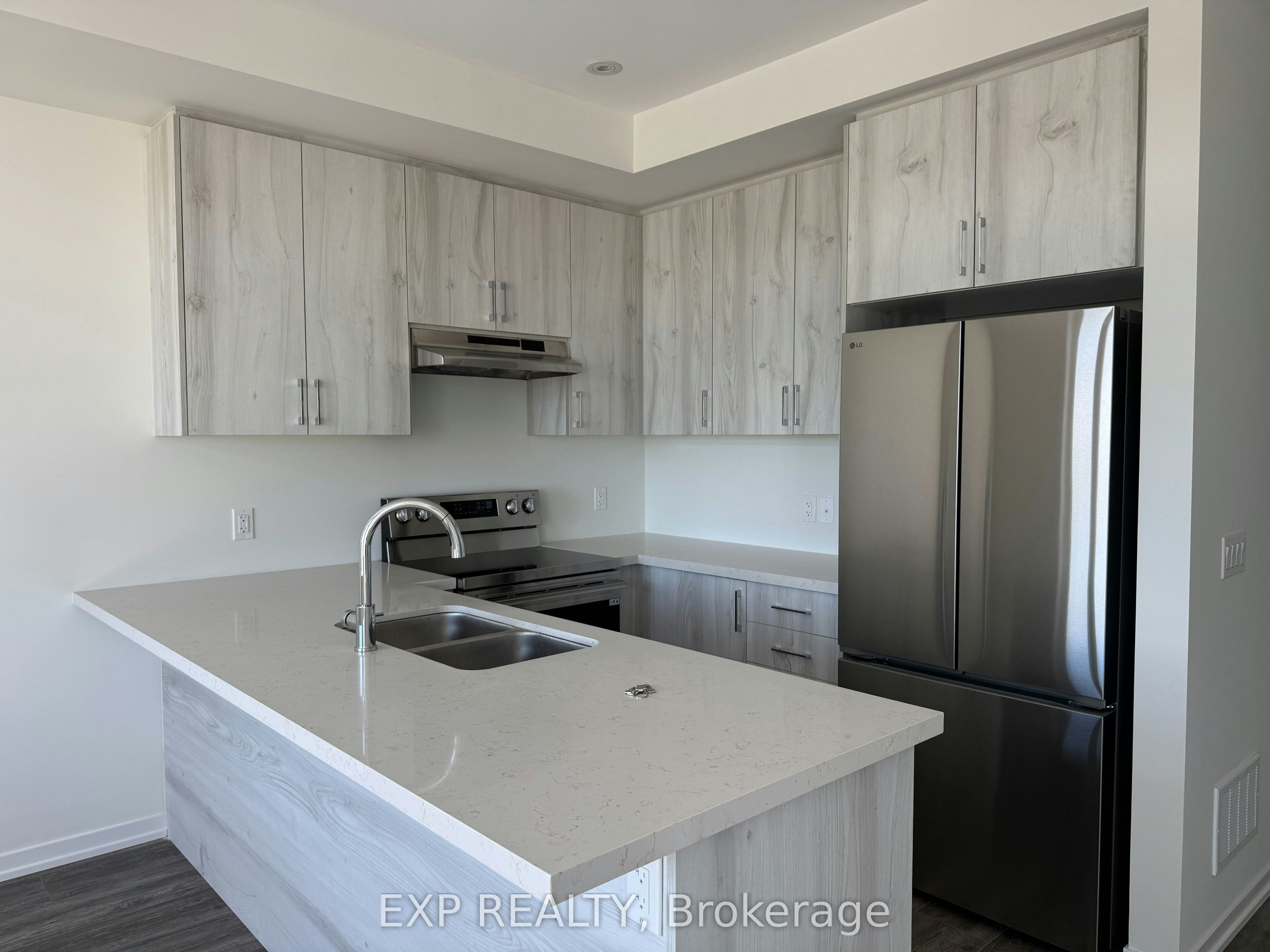 1472 19th Avenue, Richmond Hill, ON, L4E 1P5 - 3
