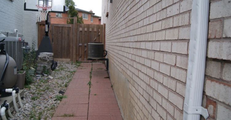 53 Lamar Street, Vaughan, ON, L6A 1A7 - 2