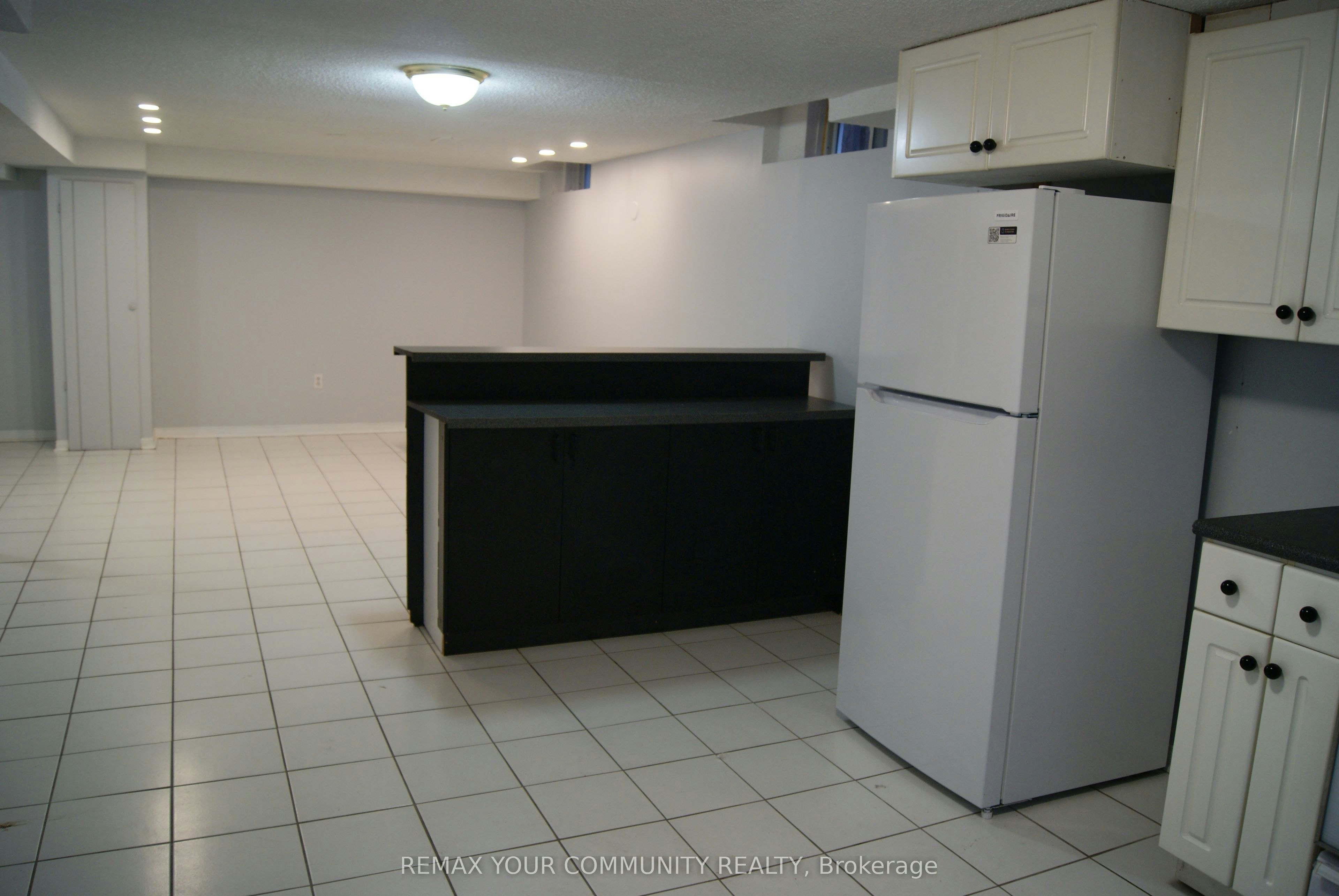 53 Lamar Street, Vaughan, ON, L6A 1A7 - 3