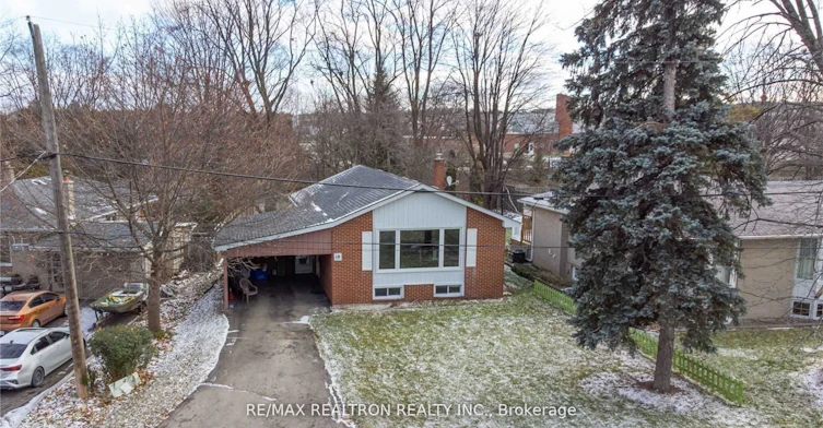 19 Wenderly Drive, Aurora, ON, L4G 1V2 - 2