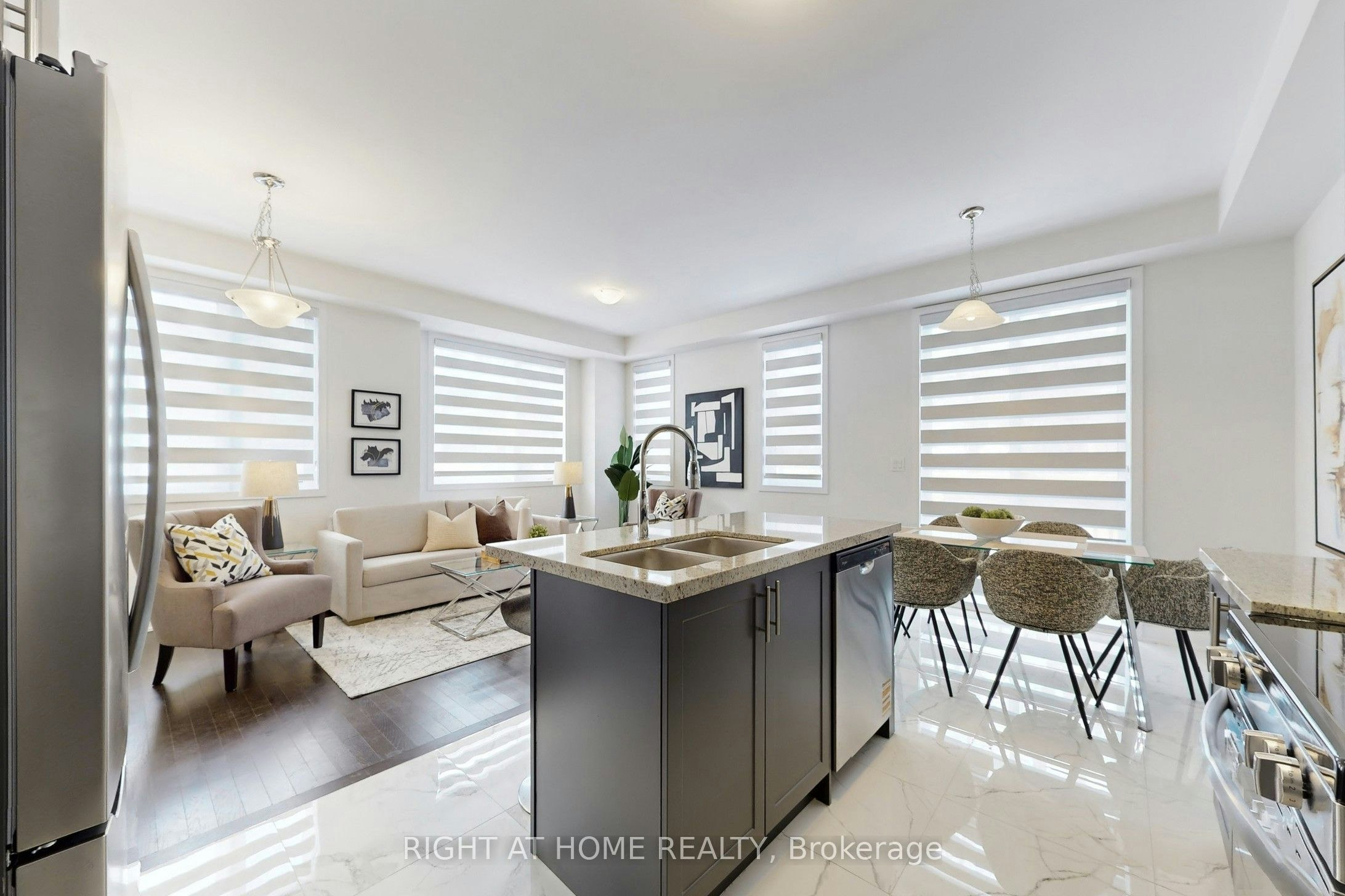 154 Anna Russell Way, Markham, ON, L3R 3X3 - 10