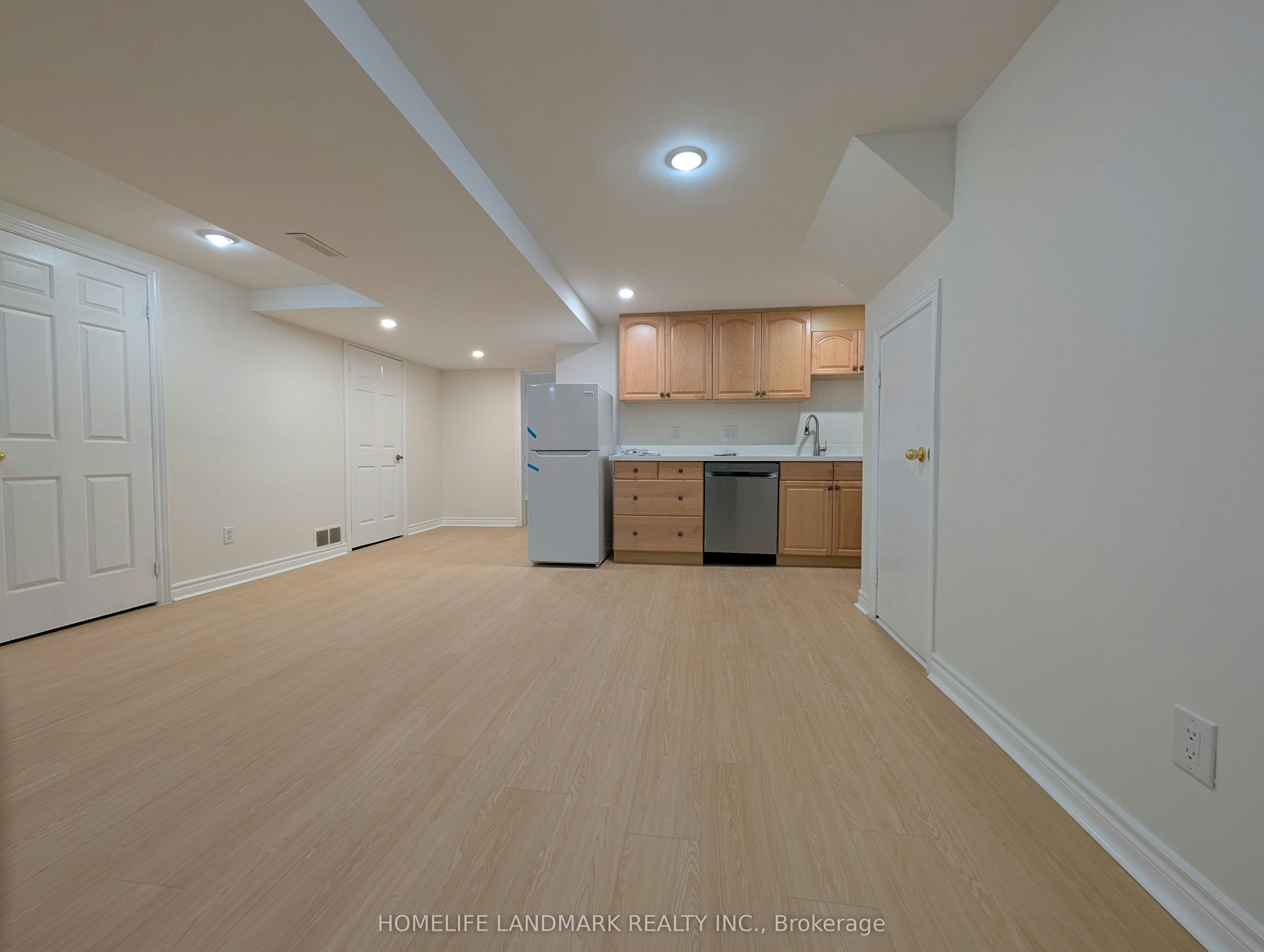 8 Muster Court, Markham, ON, L3R 9G5 - 10