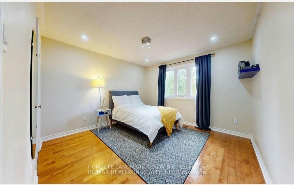 8 Muster Court, Markham, ON, L3R 9G5 - 9