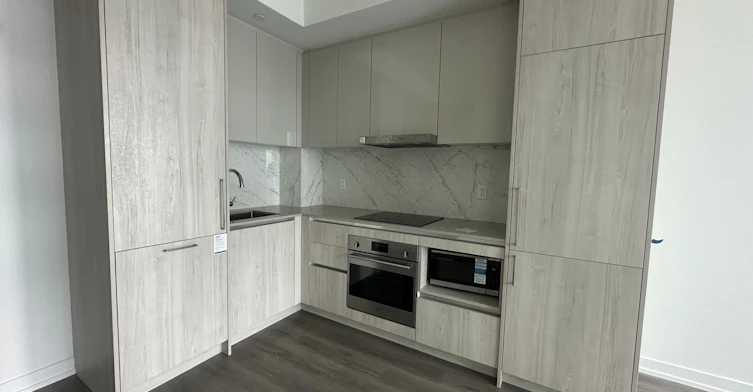 6001-225 Commerce Street, Vaughan, ON, L4K 0R1 - 3