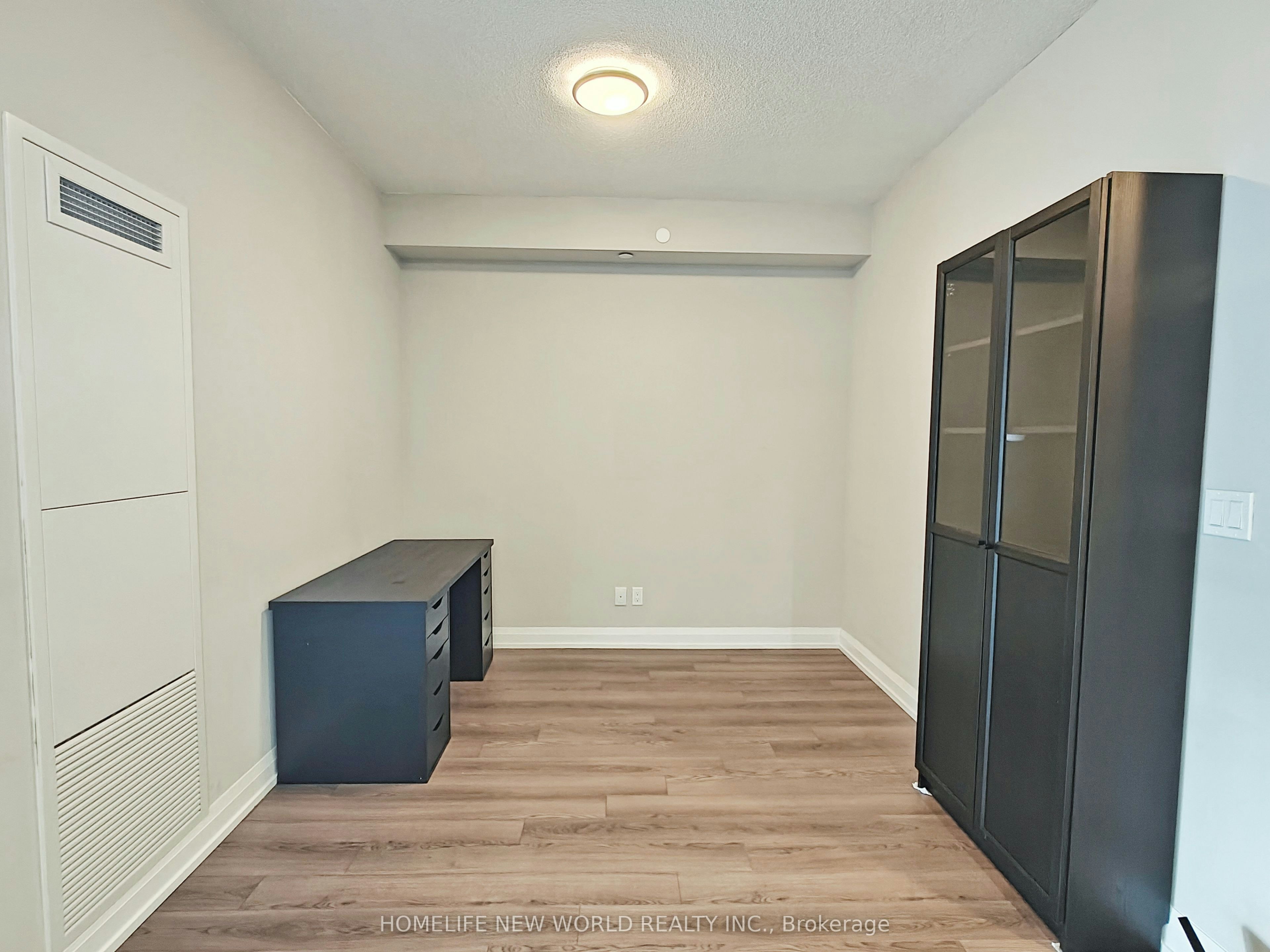 605-25 Water Walk Drive, Markham, ON, L3P 1N3 - 3