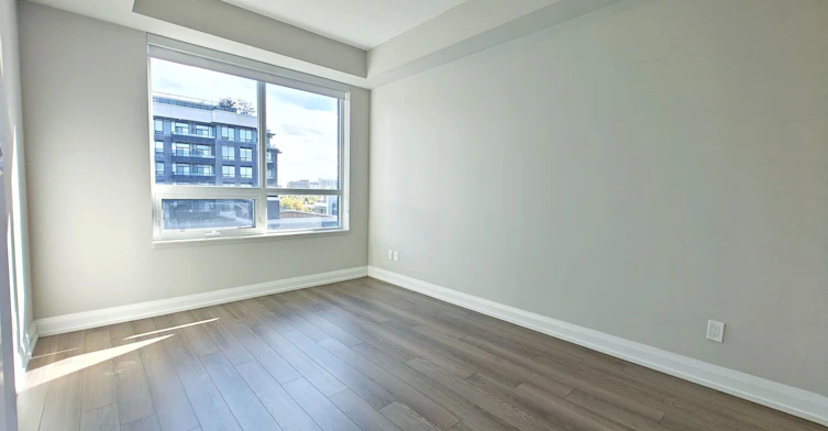 605-25 Water Walk Drive, Markham, ON, L3P 1N3 - 5