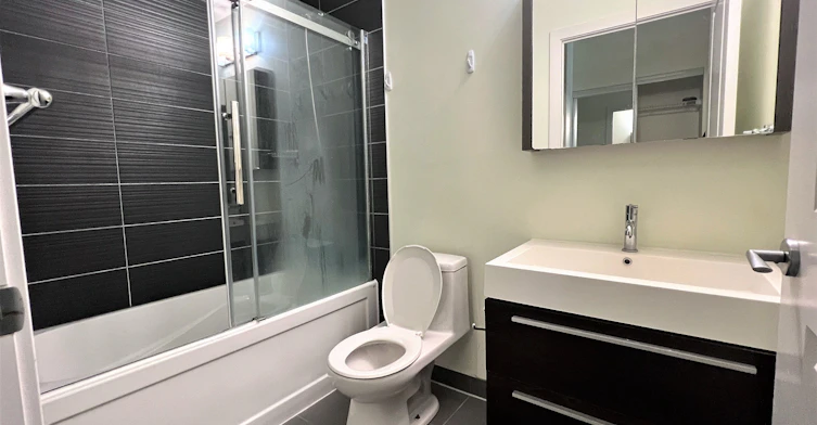 309-180 Enterprise Boulevard, Markham, ON, L6G 0G4 - 10