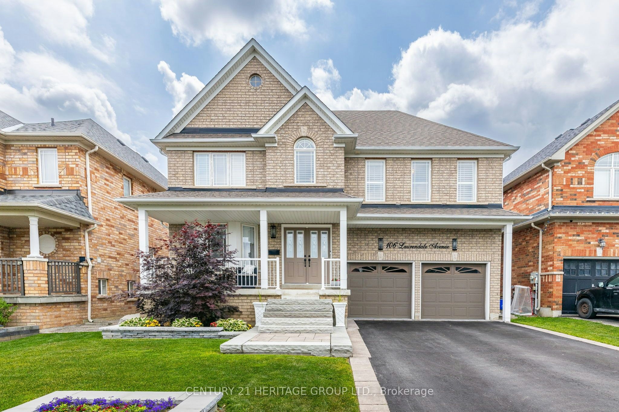 106 Laurendale Avenue, Georgina, ON, L4P 4E8