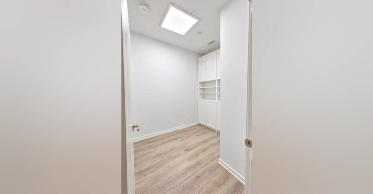 202-1000 Portage Parkway, Vaughan, ON, L4K 0L1 - 6
