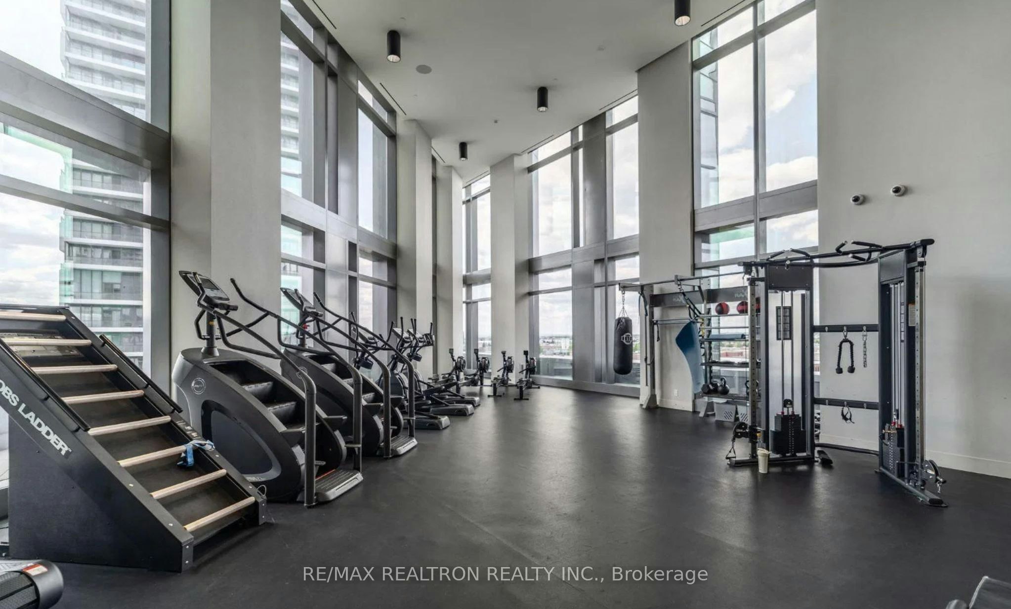 202-1000 Portage Parkway, Vaughan, ON, L4K 0L1 - 17