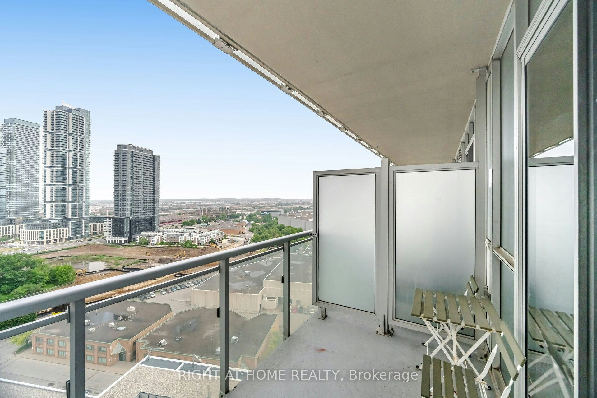 1704-2908 Highway 7 Road, Vaughan, ON, L4K 0K5 - 15