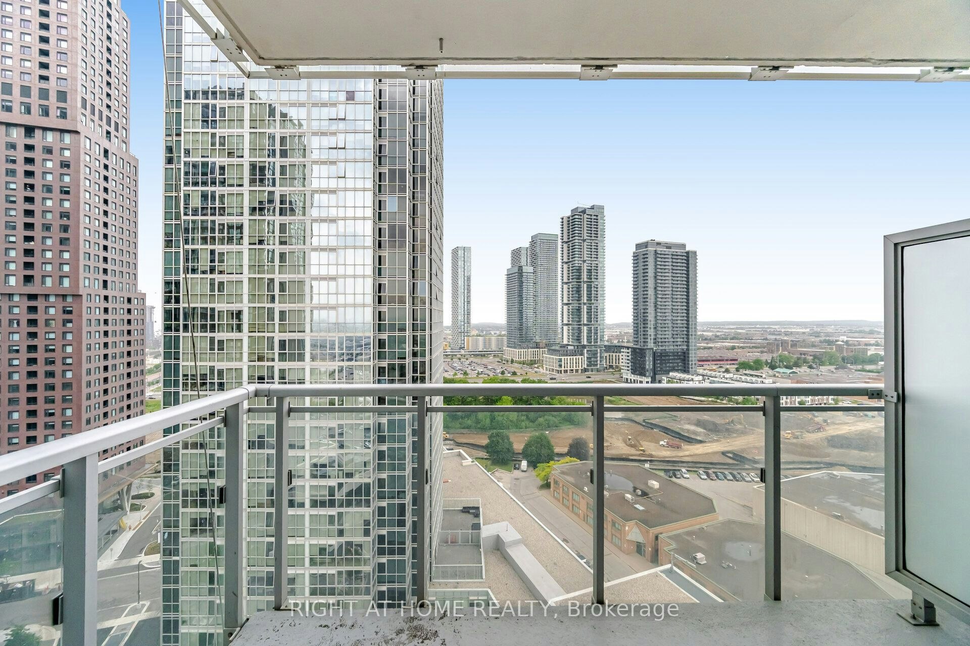 1704-2908 Highway 7 Road, Vaughan, ON, L4K 0K5 - 13