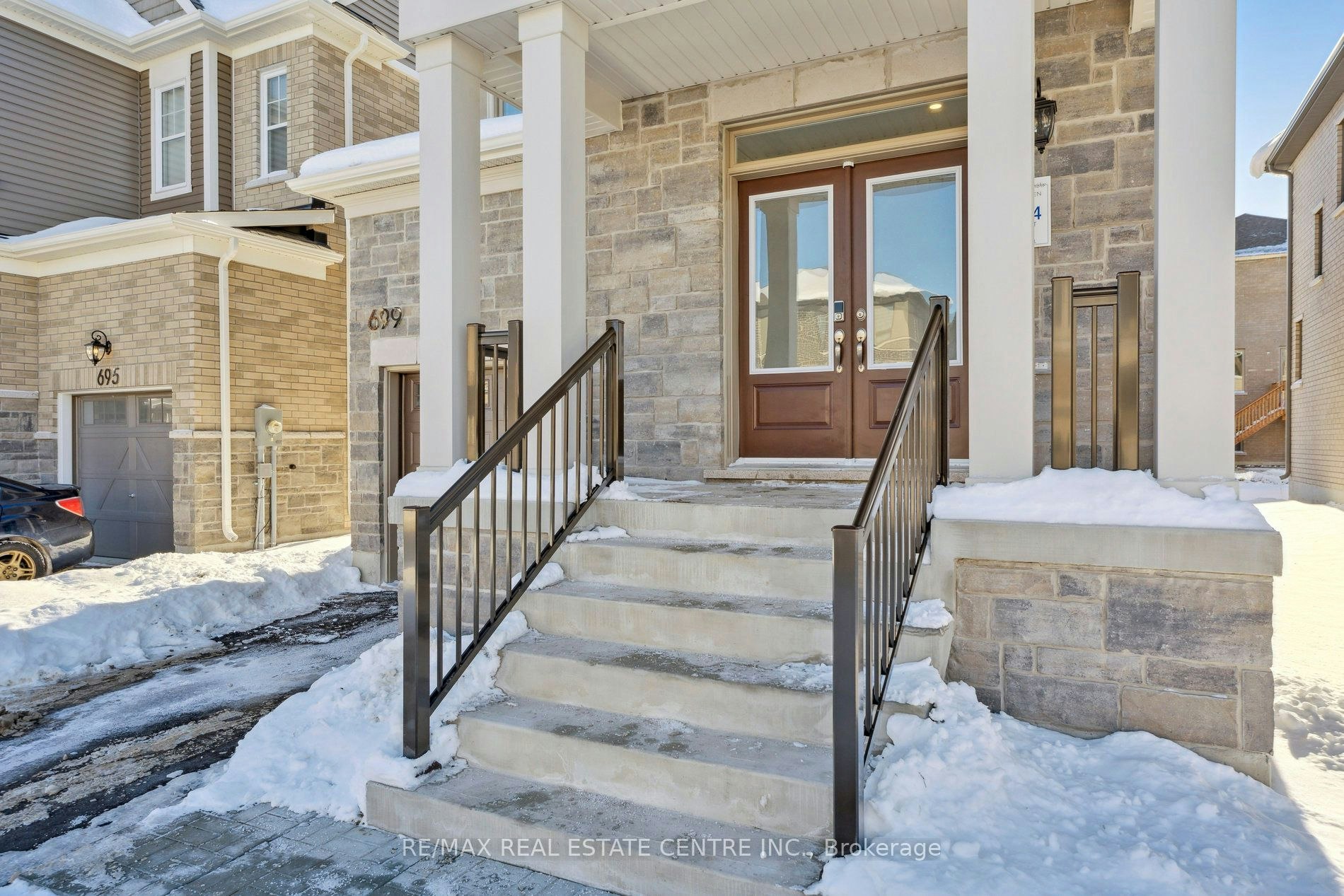 699 Newlove Street, Innisfil, ON, L9S 0R8 - 3
