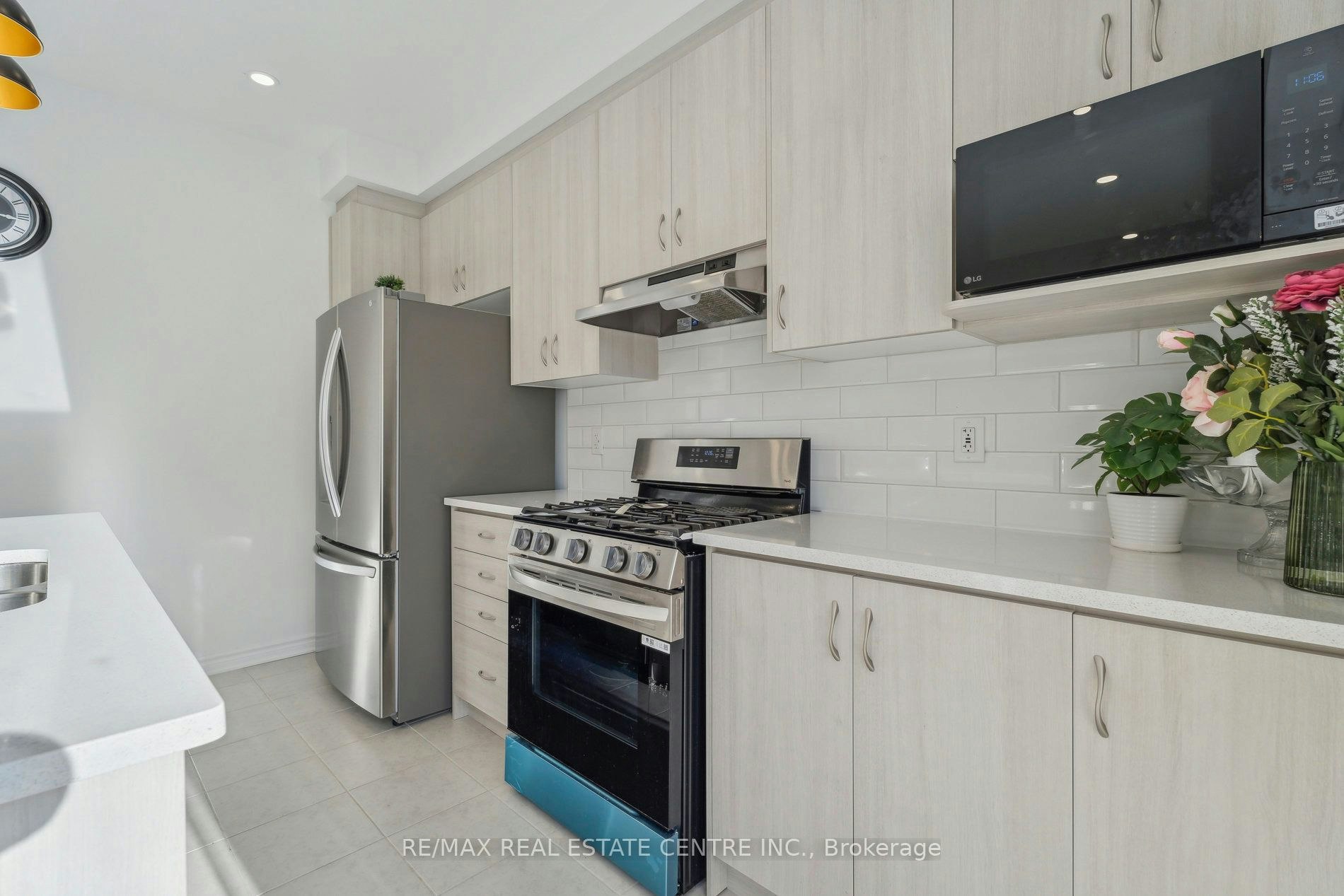 699 Newlove Street, Innisfil, ON, L9S 0R8 - 16