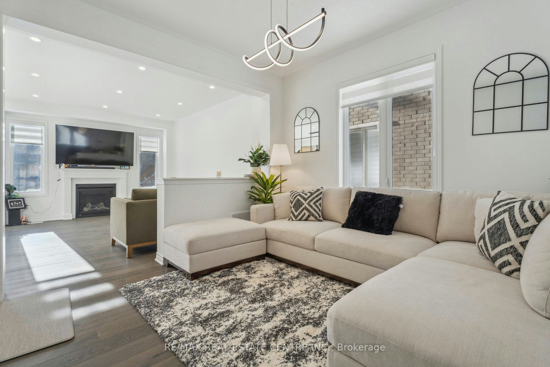 699 Newlove Street, Innisfil, ON, L9S 0R8 - 8
