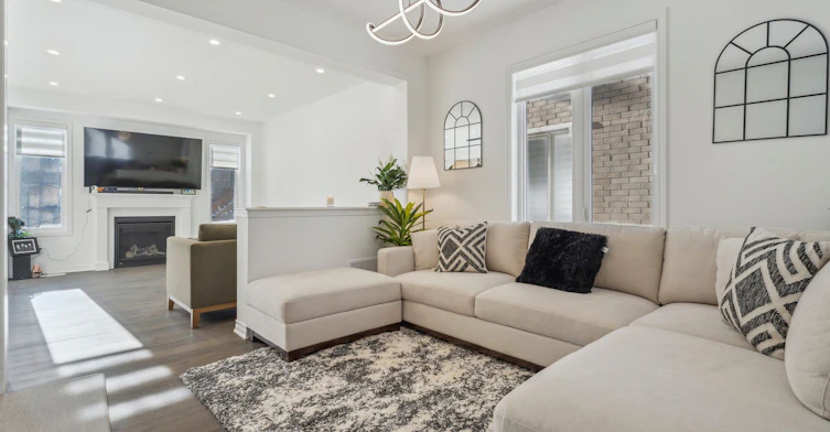 699 Newlove Street, Innisfil, ON, L9S 0R8 - 8