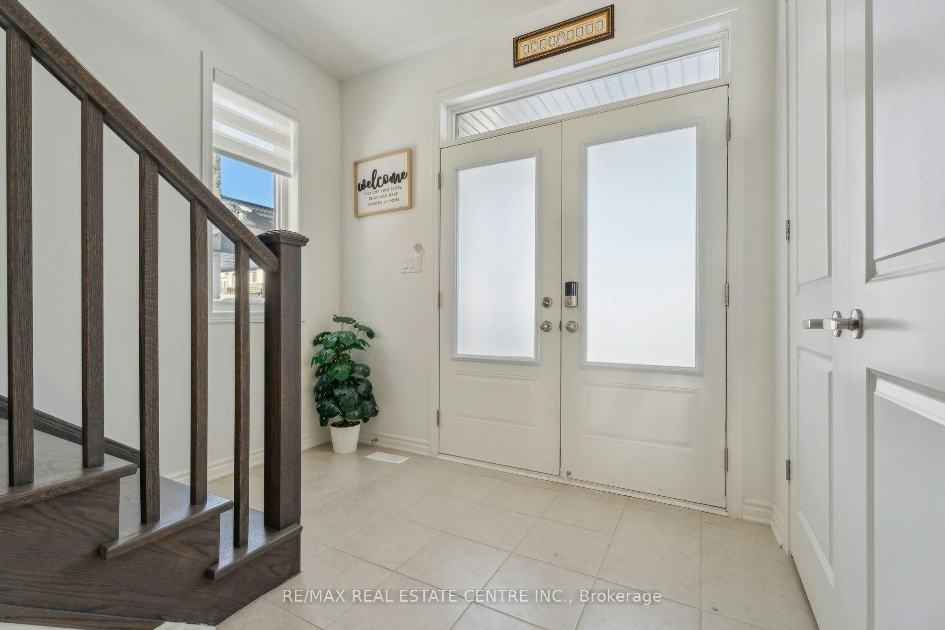699 Newlove Street, Innisfil, ON, L9S 0R8 - 5
