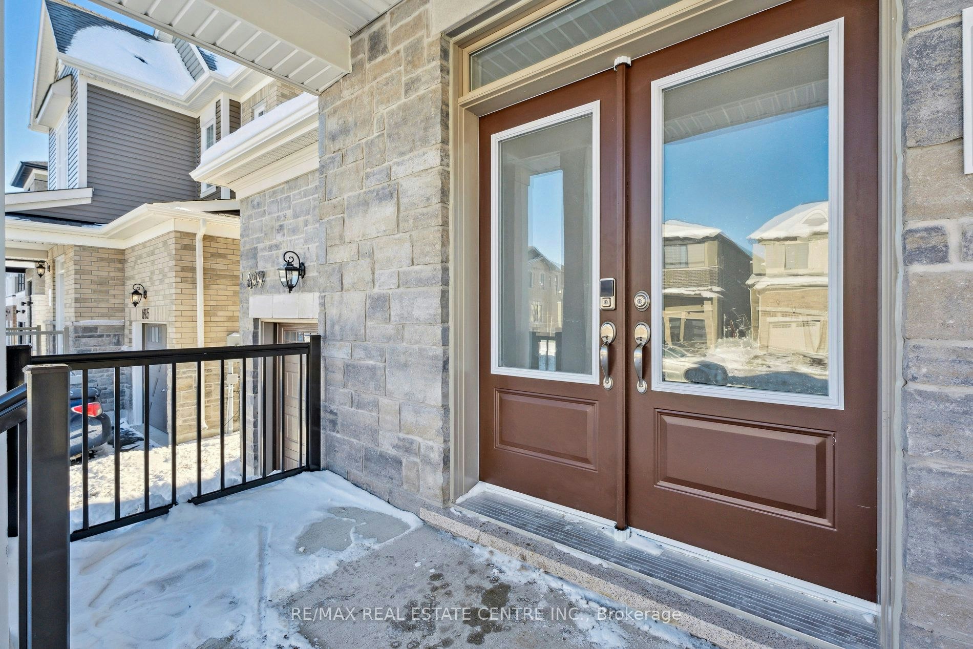 699 Newlove Street, Innisfil, ON, L9S 0R8 - 4